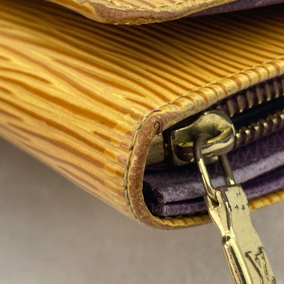 Louis Vuitton Yellow Epi Wallet - Picture 11 of 16